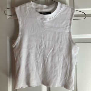 Cropped sleeveless mockneck top white